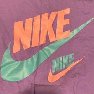 Medium nike shirt. Used 2x